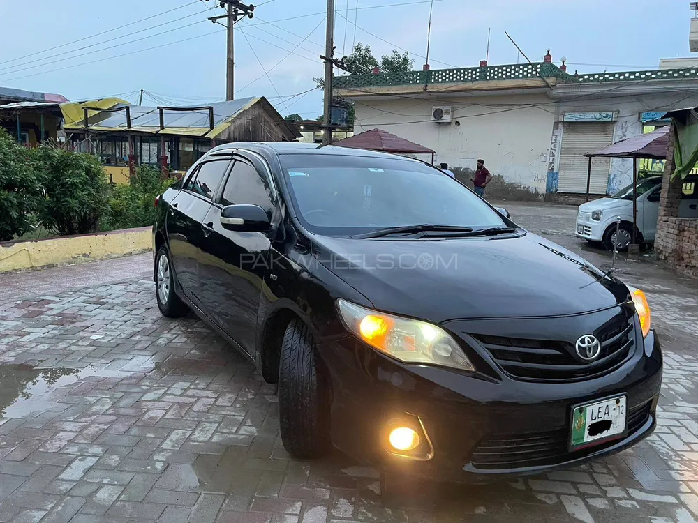 Toyota Corolla 2012 for Sale in Arifwala Image-1