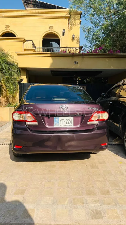Toyota Corolla 2013 for Sale in Islamabad Image-1