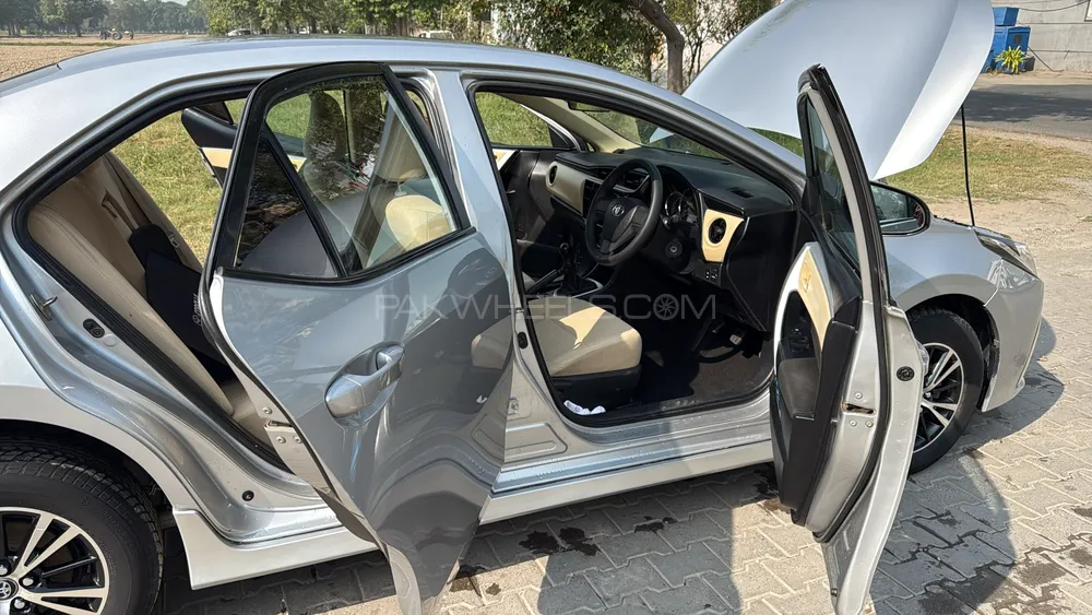 Toyota Corolla 2019 for Sale in Gujranwala Toyota Corolla 2019 for Sale in Gujranwala Image-18