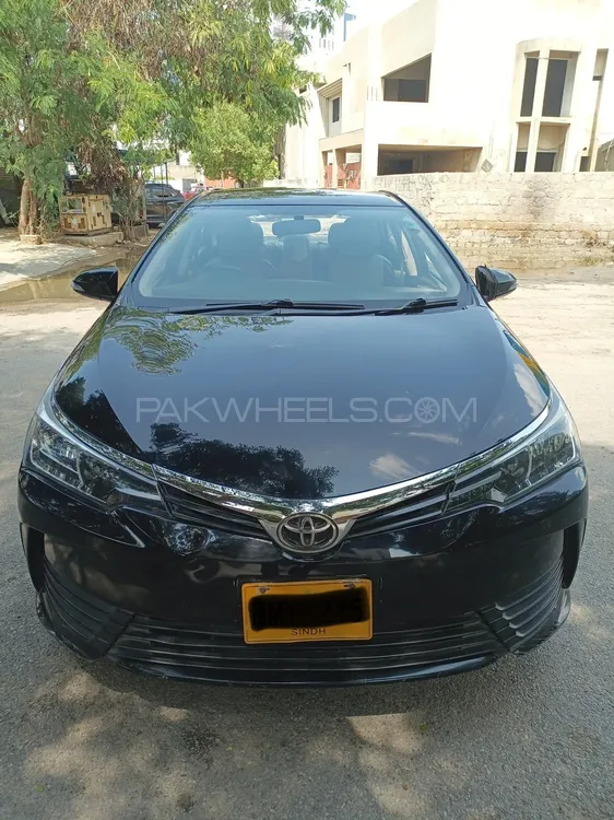 Toyota Corolla 2018 for Sale in Karachi Image-1