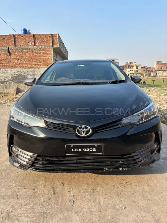 Toyota Corolla 2015 for Sale in Gujranwala Image-1