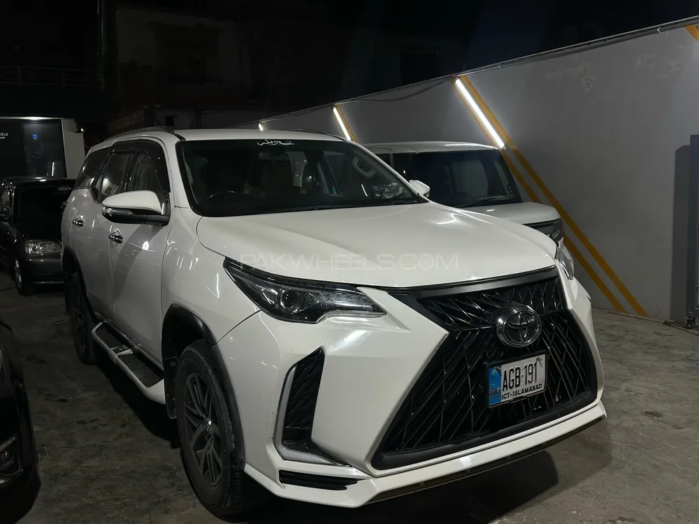 Toyota Fortuner 2017 for Sale in Islamabad Toyota Fortuner 2017 for Sale in Islamabad Image-2