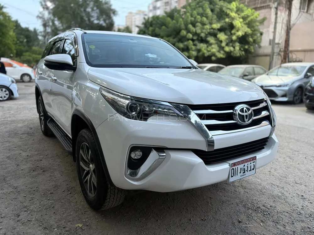 Toyota Fortuner 2018 for Sale in Karachi Toyota Fortuner 2018 for Sale in Karachi Image-2