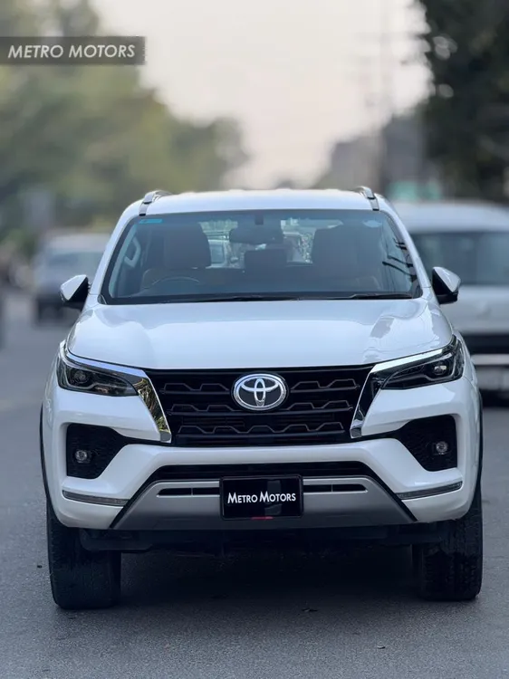 Toyota Fortuner 2021 for Sale in Lahore Toyota Fortuner 2021 for Sale in Lahore Image-1