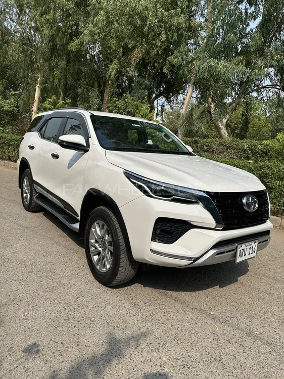 Toyota Fortuner 2022 for Sale in Lahore Image-1
