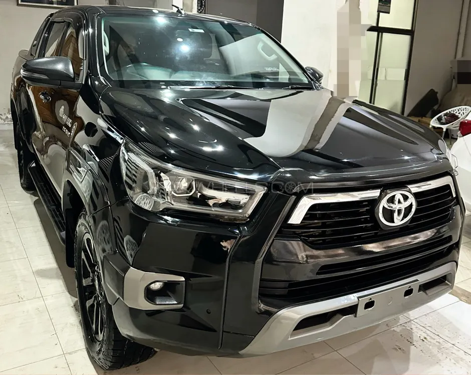 Toyota Hilux 2023 for Sale in Karachi Toyota Hilux 2023 for Sale in Karachi Image-3
