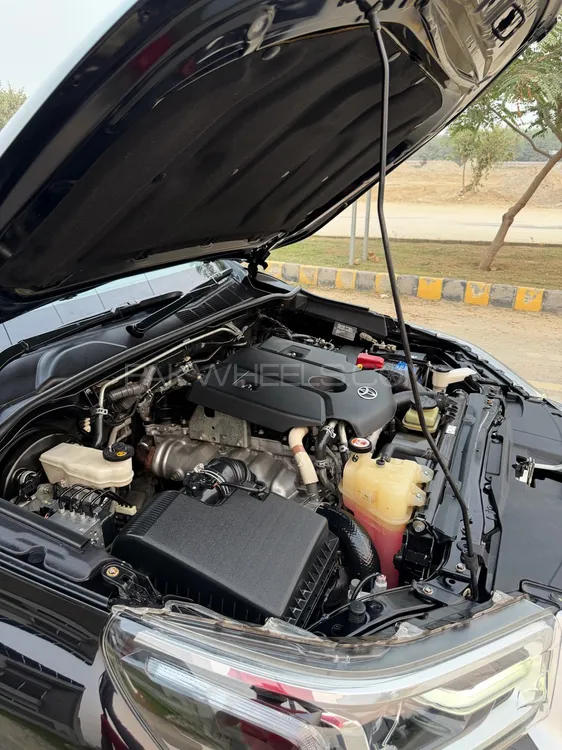 Toyota Hilux 2022 for Sale in Lahore Toyota Hilux 2022 for Sale in Lahore Image-17