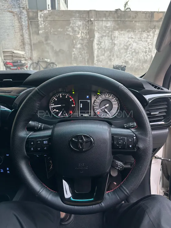 Toyota Hilux 2022 for Sale in Lahore Toyota Hilux 2022 for Sale in Lahore Image-10
