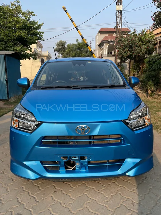 Toyota Pixis Epoch 2021 for Sale in Lahore Toyota Pixis Epoch 2021 for Sale in Lahore Image-2