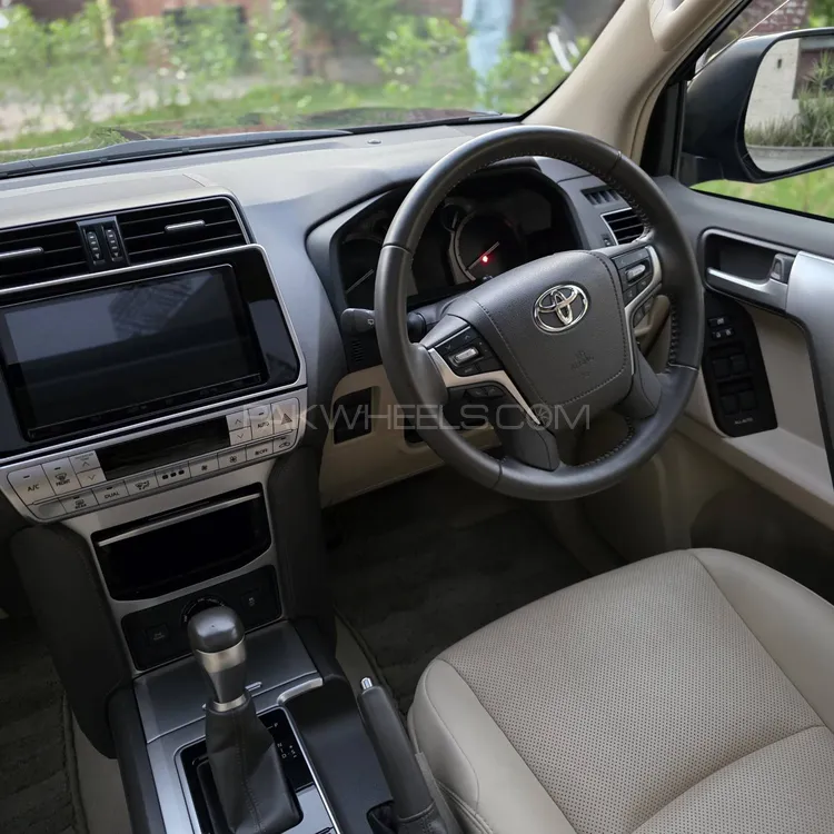 Toyota Prado 2020 for Sale in Lahore Toyota Prado 2020 for Sale in Lahore Image-13