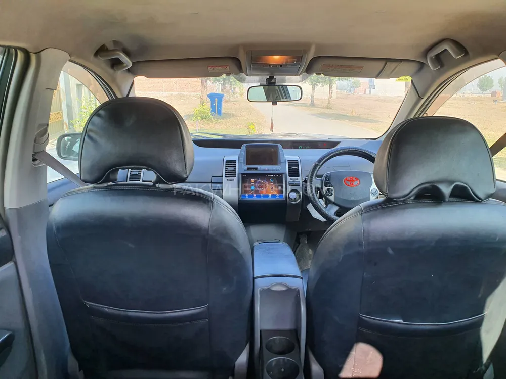 Toyota Prius 2007 for Sale in Lahore Image-1