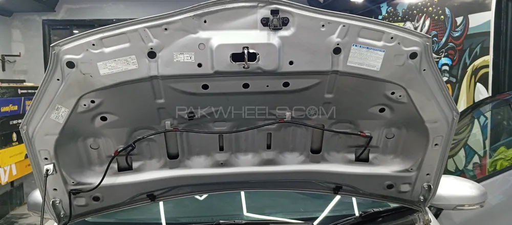 Toyota Prius 2011 for Sale in Islamabad Toyota Prius 2011 for Sale in Islamabad Image-13