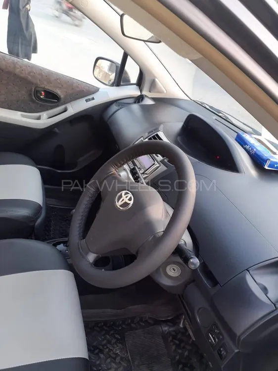 Toyota Vitz 2009 for Sale in Sargodha Toyota Vitz 2009 for Sale in Sargodha Image-7