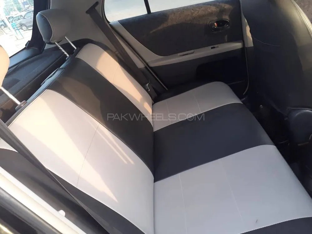 Toyota Vitz 2009 for Sale in Sargodha Toyota Vitz 2009 for Sale in Sargodha Image-11