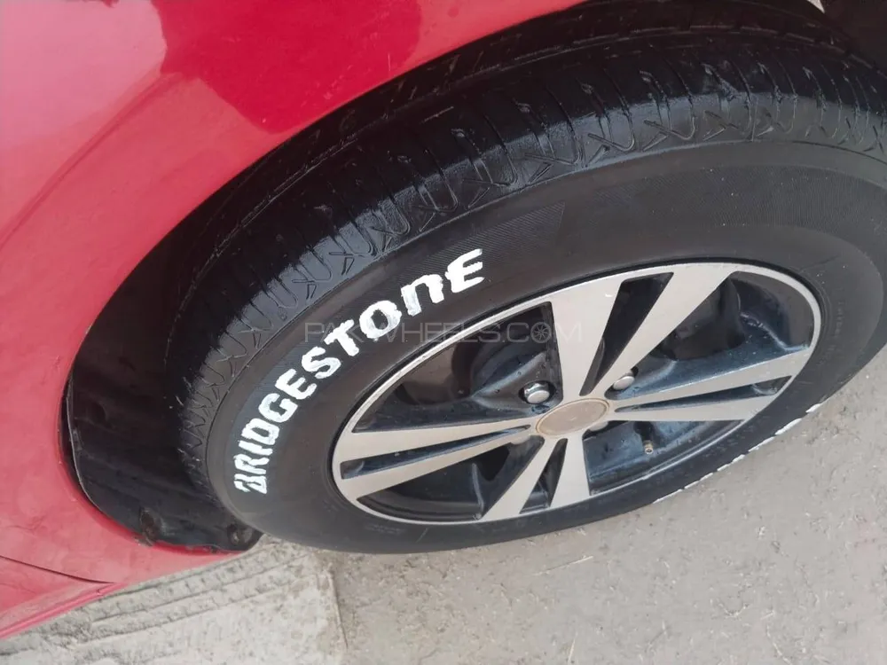 Toyota Vitz 2009 for Sale in Peshawar Toyota Vitz 2009 for Sale in Peshawar Image-18