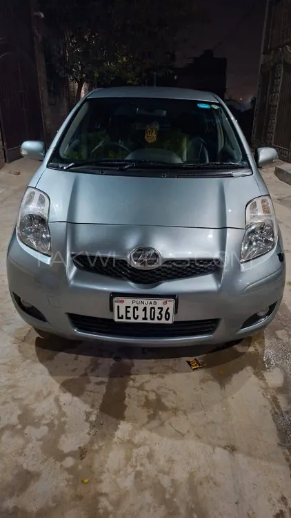Toyota Vitz 2009 for Sale in Lahore Image-1