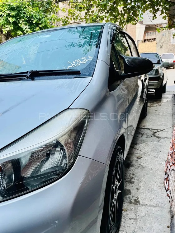 Toyota Vitz 2011 for Sale in Peshawar Toyota Vitz 2011 for Sale in Peshawar Image-5