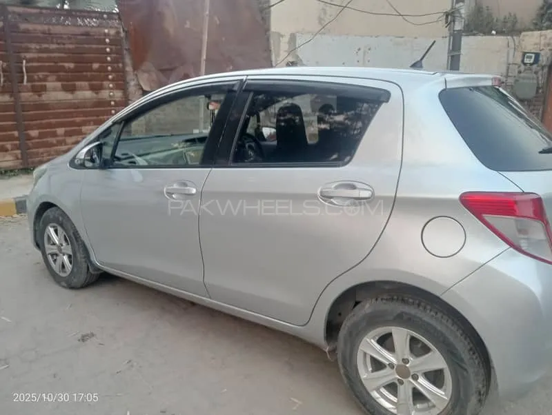 Toyota Vitz 2016 for Sale in Faisalabad Toyota Vitz 2016 for Sale in Faisalabad Image-3