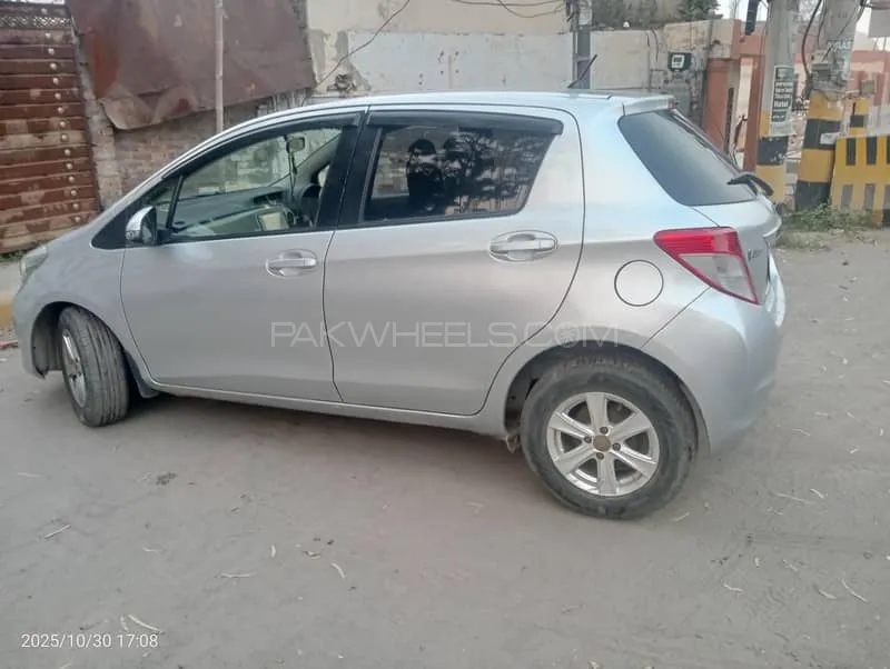 Toyota Vitz 2016 for Sale in Faisalabad Toyota Vitz 2016 for Sale in Faisalabad Image-5