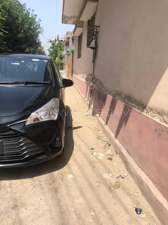 Toyota Vitz 2023 for Sale in Faisalabad Toyota Vitz 2023 for Sale in Faisalabad Image-3