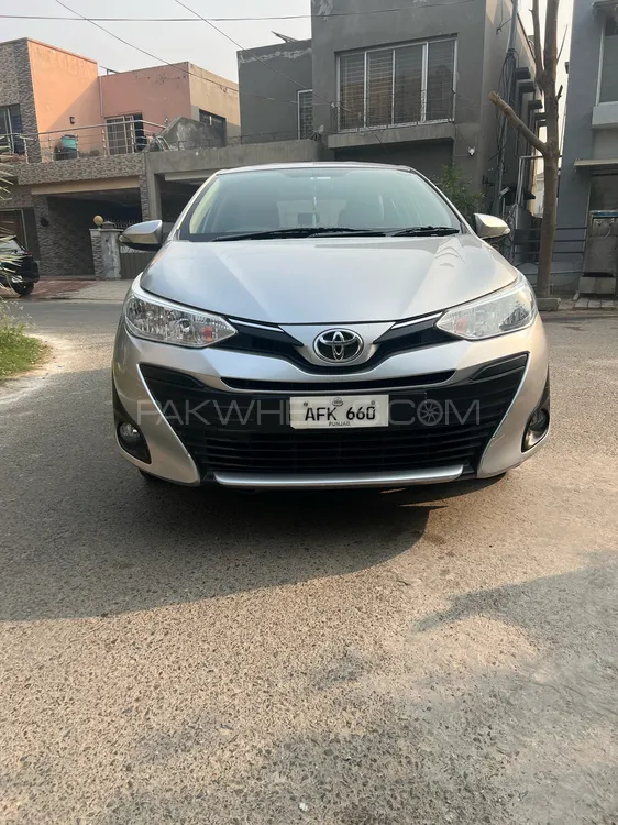 Toyota Yaris Sedan 2021 for Sale in Lahore Image-1