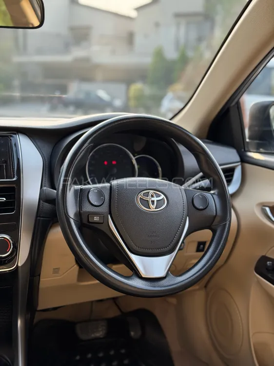 Toyota Yaris Sedan 2022 for Sale in Lahore Toyota Yaris Sedan 2022 for Sale in Lahore Image-13