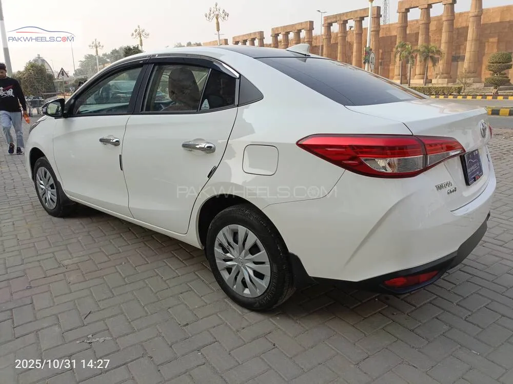 Toyota Yaris Sedan 2024 for Sale in Gujranwala Toyota Yaris Sedan 2024 for Sale in Gujranwala Image-5