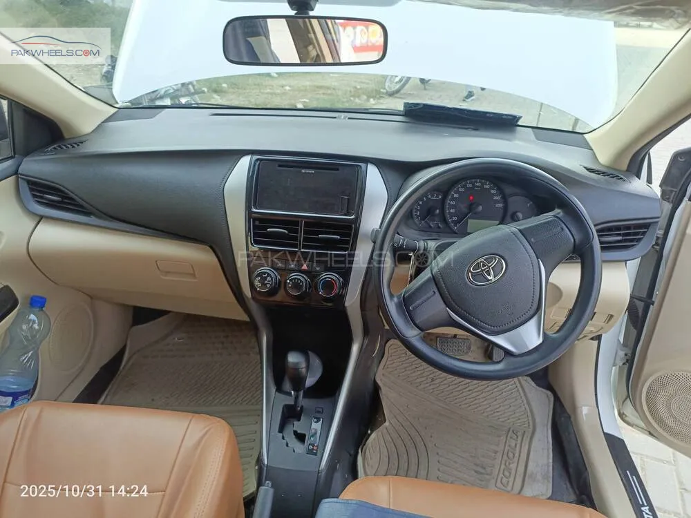 Toyota Yaris Sedan 2024 for Sale in Gujranwala Toyota Yaris Sedan 2024 for Sale in Gujranwala Image-9