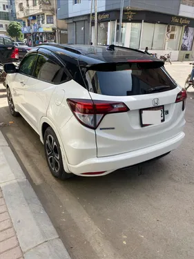 Honda Vezel Hybrid Z 2016