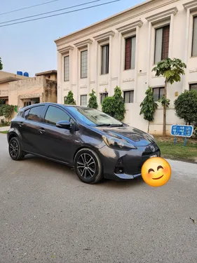 Toyota Aqua S LED Soft Leather Selection 2013