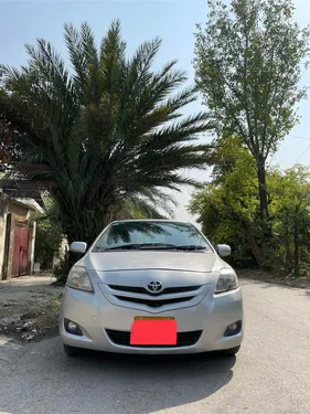 Toyota Belta 2006