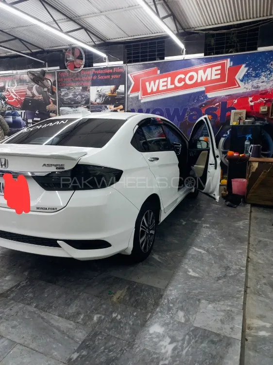 Honda City 2023 for Sale in Lahore Image-1