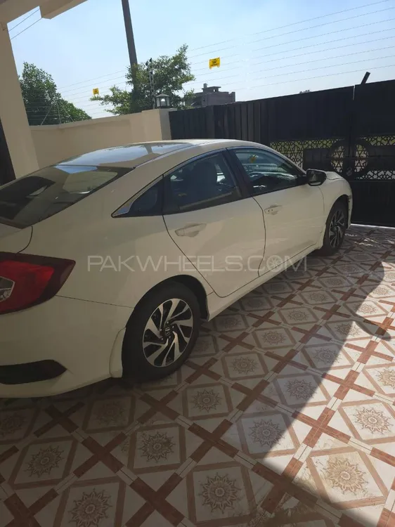 Honda Civic 2018 for Sale in Lahore Image-1