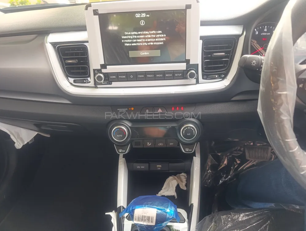 کِیا اسٹونک 2025 for Sale in اسلام آباد کِیا اسٹونک 2025 for Sale in اسلام آباد Image-6