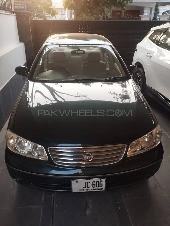 Nissan Sunny 2005 for Sale in Islamabad Image-1