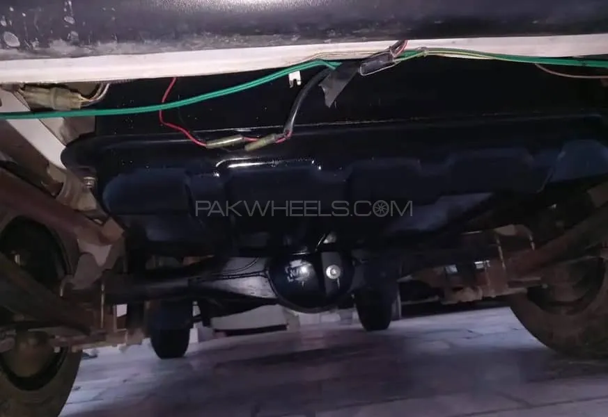 Suzuki Bolan 2017 for Sale in Lahore Image-1