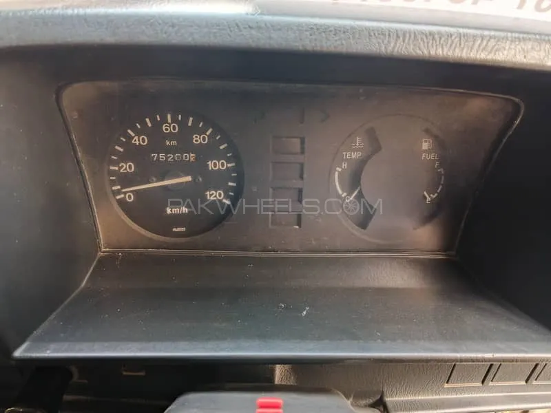 Suzuki Bolan 2013 for Sale in Lahore Image-1