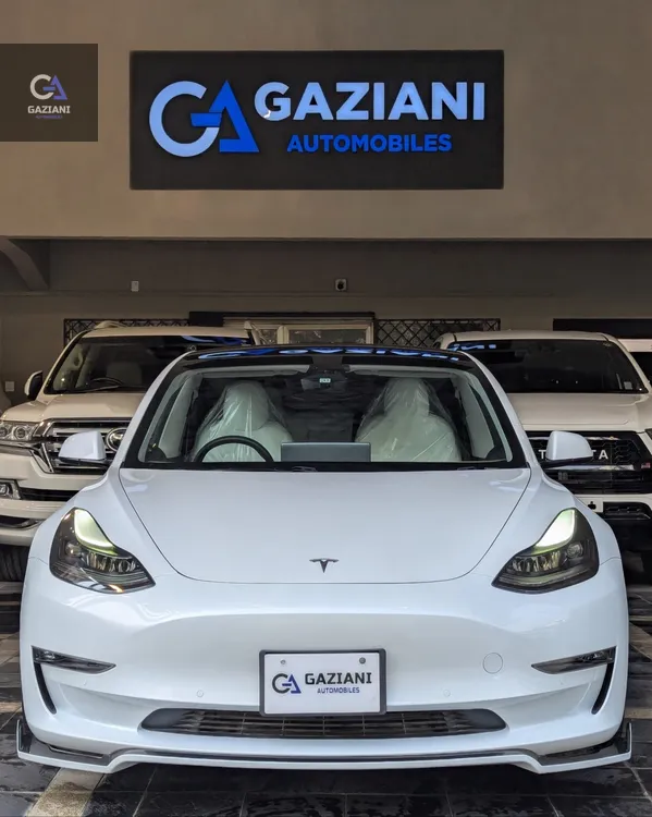 Tesla Model 3 2021 for Sale in Karachi Image-1