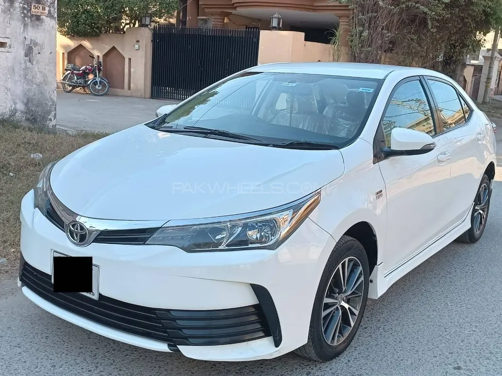 Toyota Corolla 2019 for Sale in Islamabad Image-1