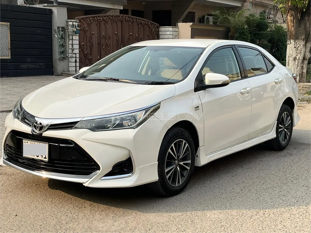 Toyota Corolla 2021 for Sale in Lahore Image-1