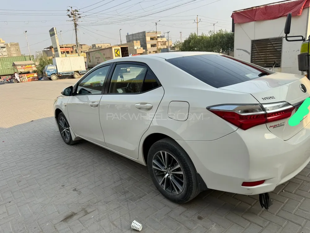 Toyota Corolla 2019 for Sale in Karachi Image-1
