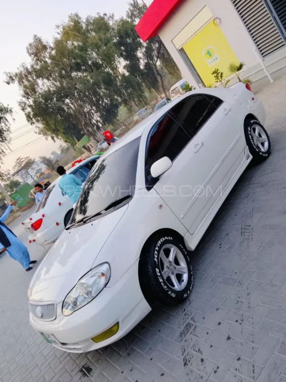 ٹویوٹا کرولا 2004 for Sale in نوشہرہ کینٹ Image-1