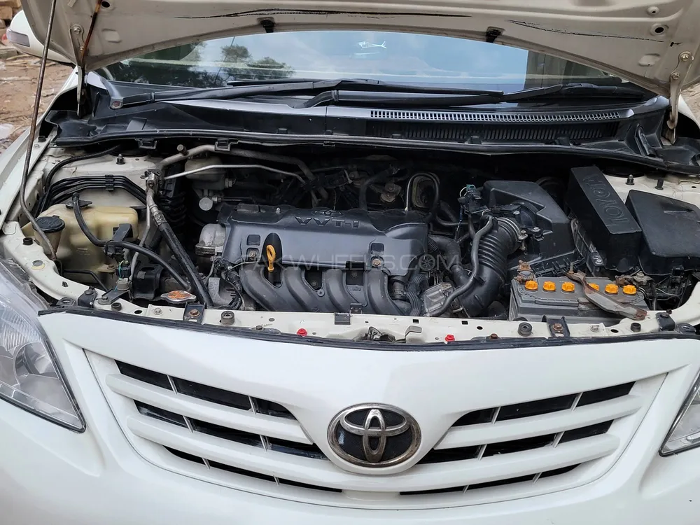 Toyota Corolla 2011 for Sale in Bhalwal Image-1