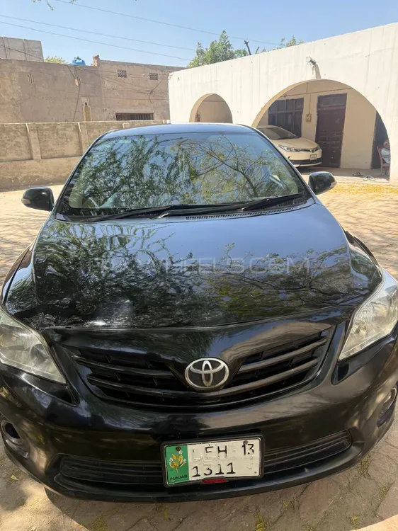 Toyota Corolla 2013 for Sale in Faisalabad Image-1