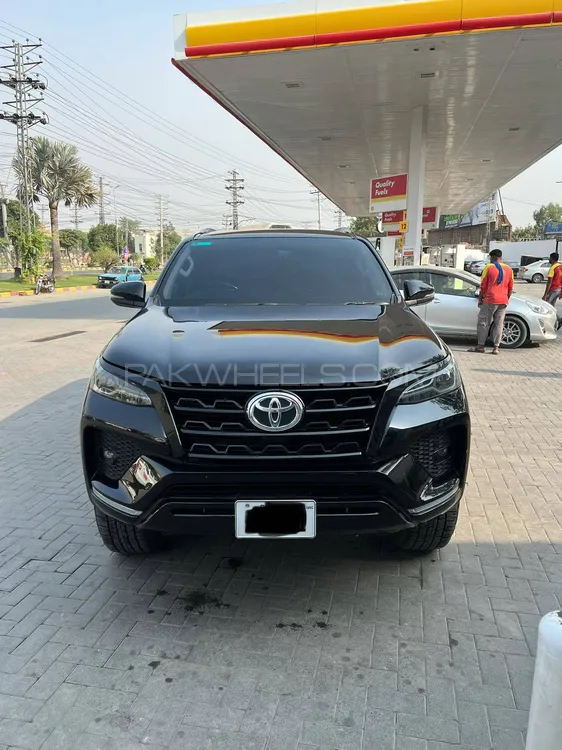 Toyota Fortuner 2022 for Sale in Lahore Image-1