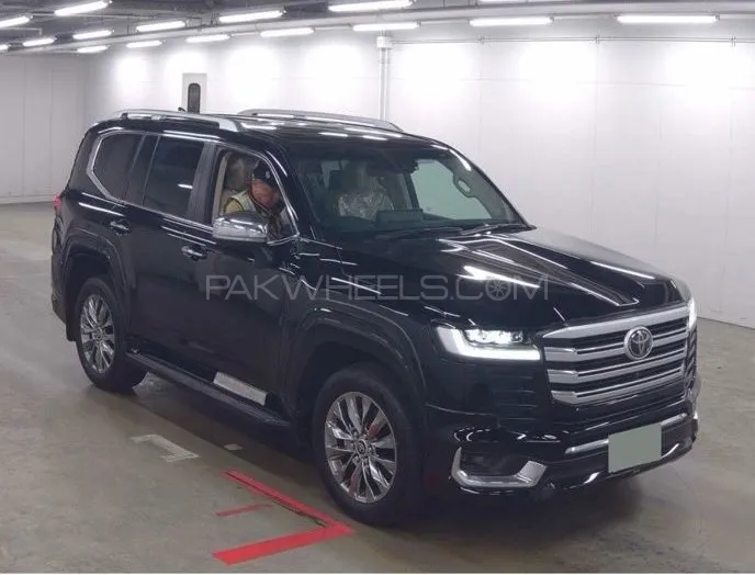 Toyota Land Cruiser 2023 for Sale in Lahore Image-1