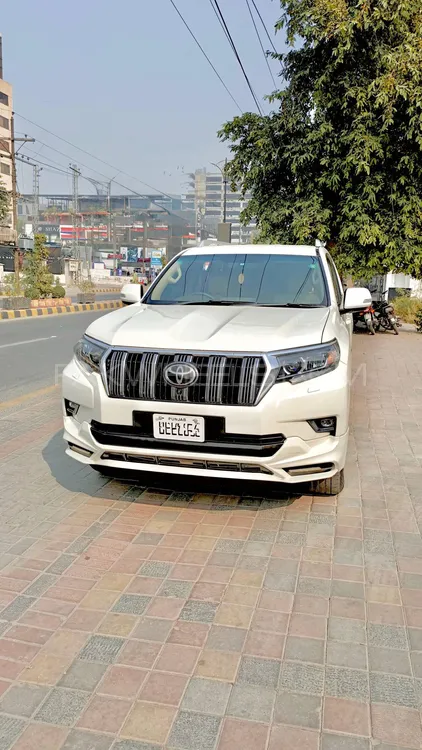 Toyota Prado 2011 for Sale in Lahore Toyota Prado 2011 for Sale in Lahore Image-1