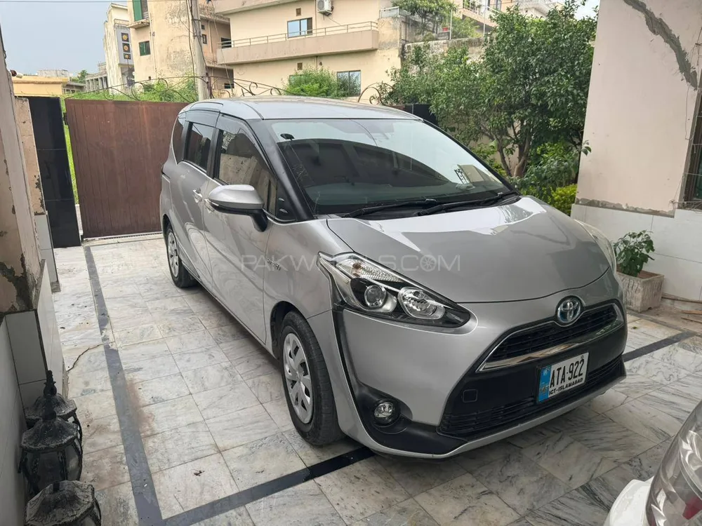 Toyota Sienta 2015 for Sale in Rawalpindi Image-1