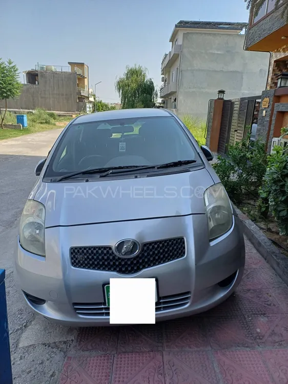 Toyota Vitz 2007 for Sale in Islamabad Image-1
