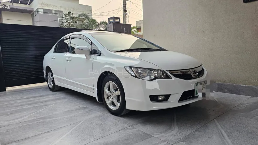 Honda Civic 2012 for Sale in Lahore Image-1